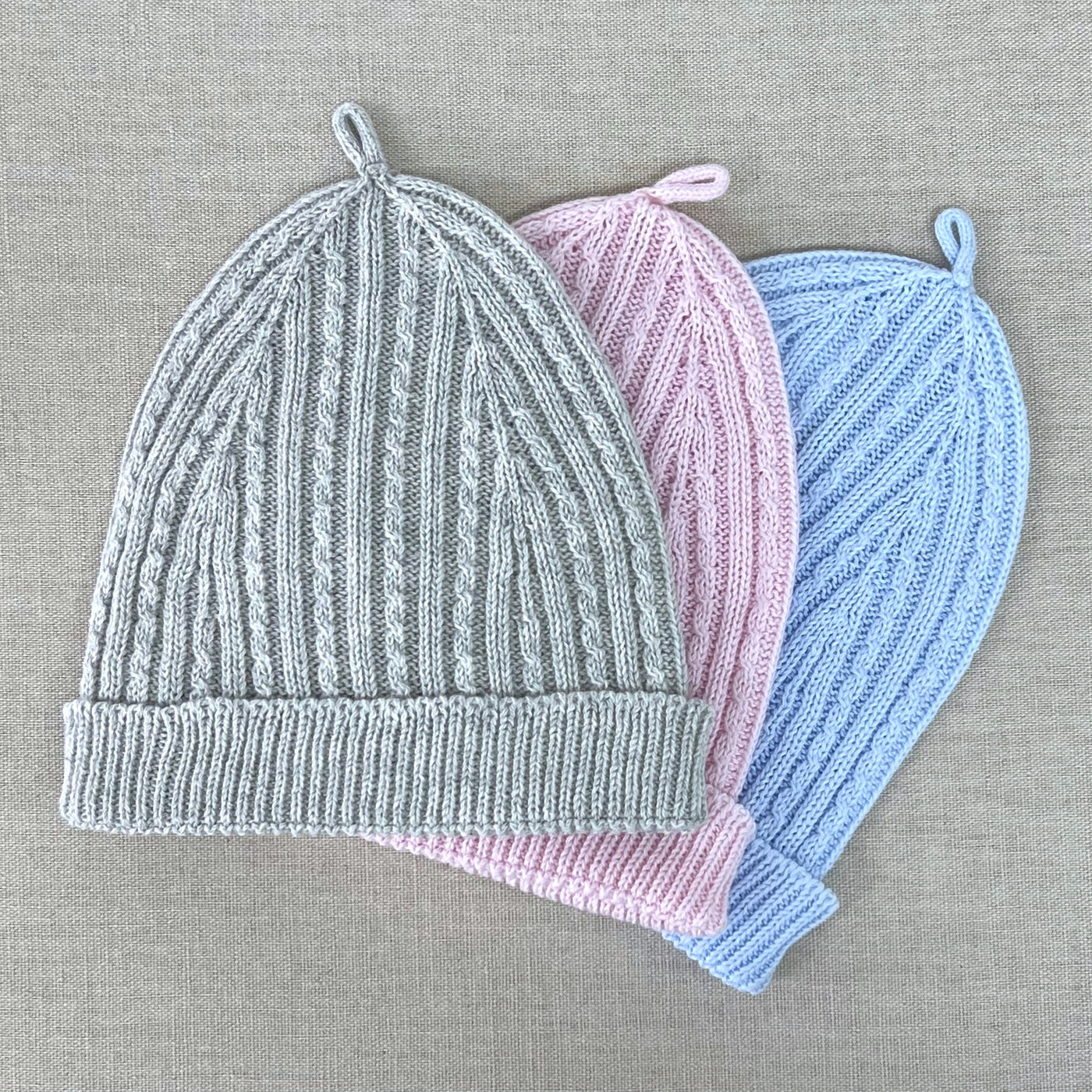 Cable Knit Hat Grey
