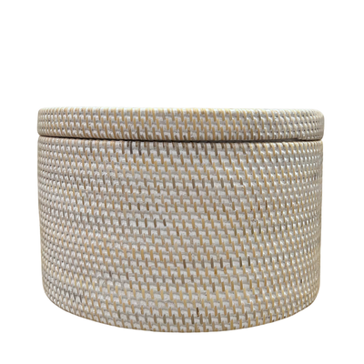 White Round Box With Lid (available in-store only)
