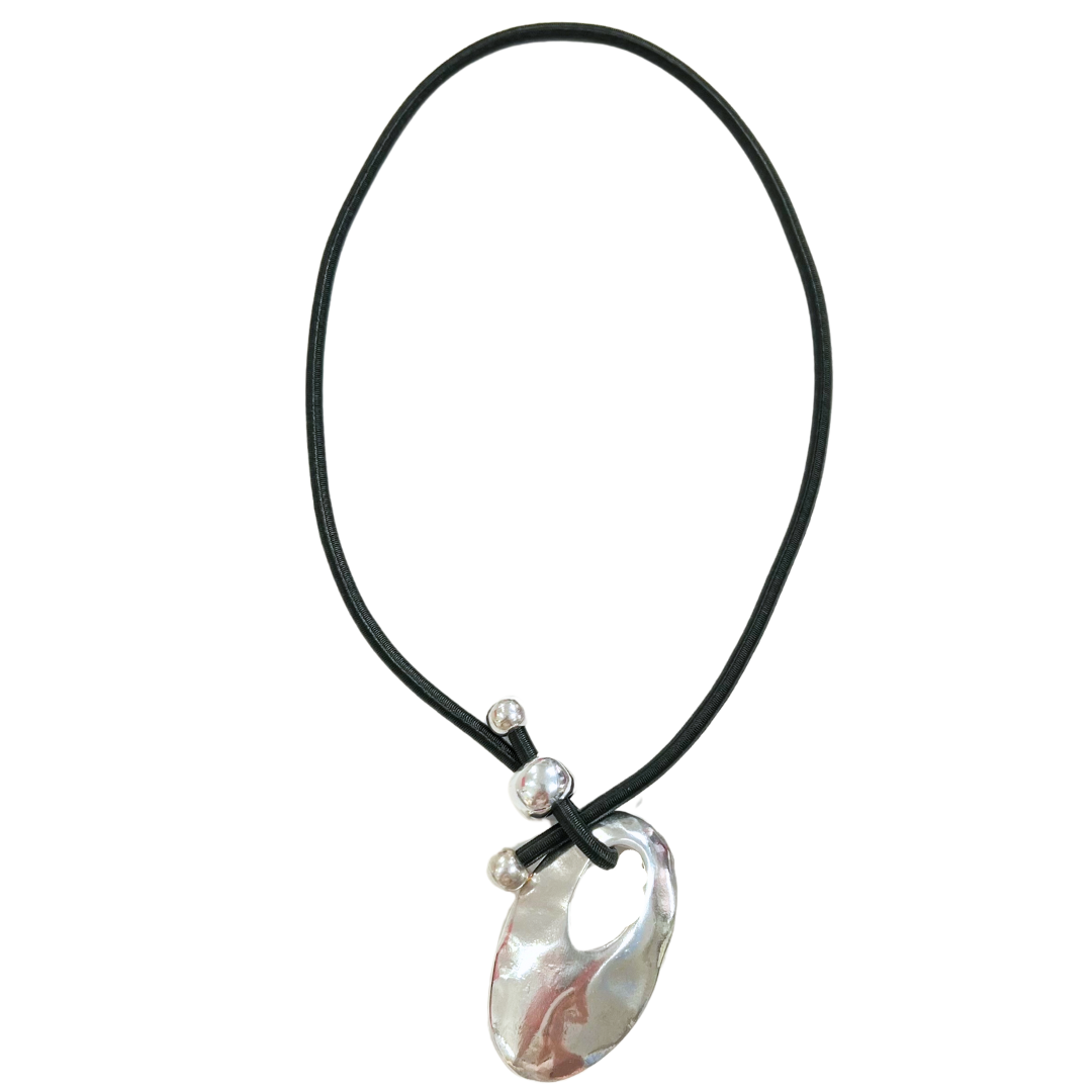 Oval Pull-Through Necklace - Charcoal