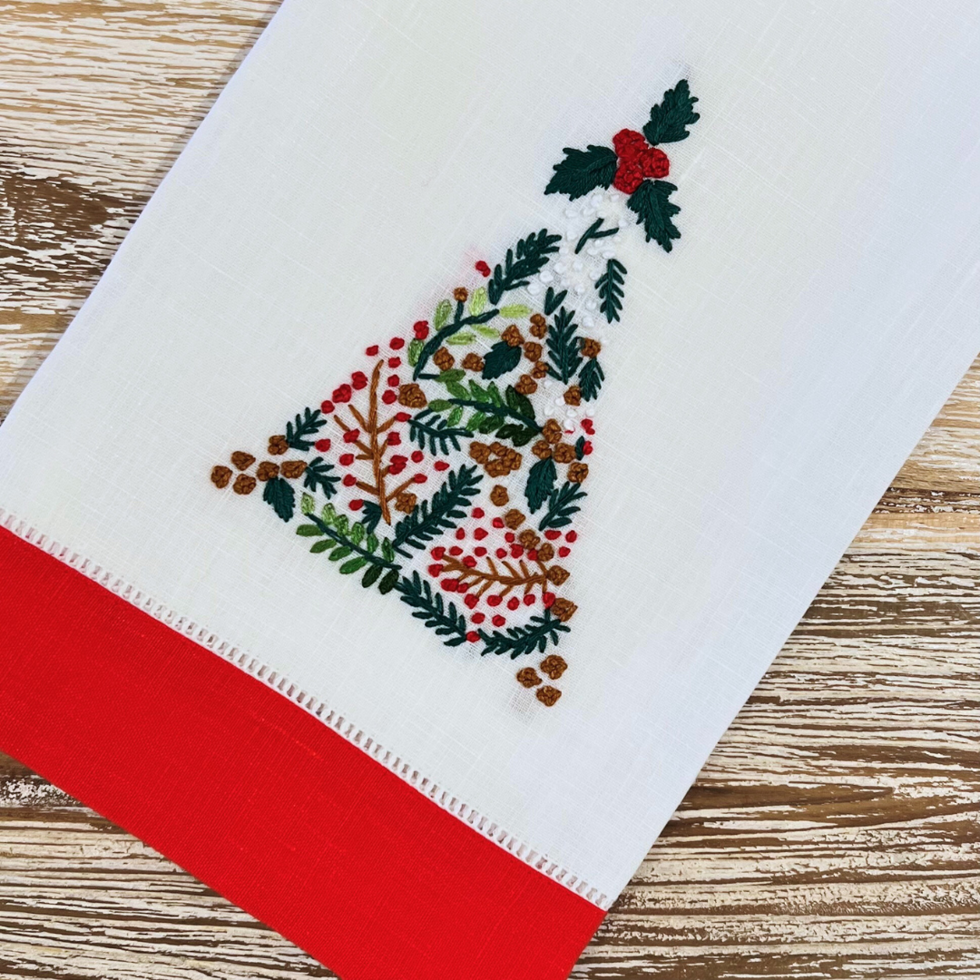 Christmas Linen Guest Towel - Christmas Tree