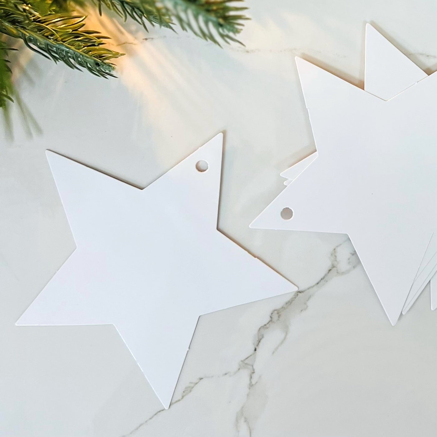 Christmas Tags - Pkt 10 Stars White