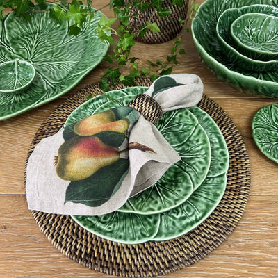 Green Cabbage Footed Cake Plate 31cm